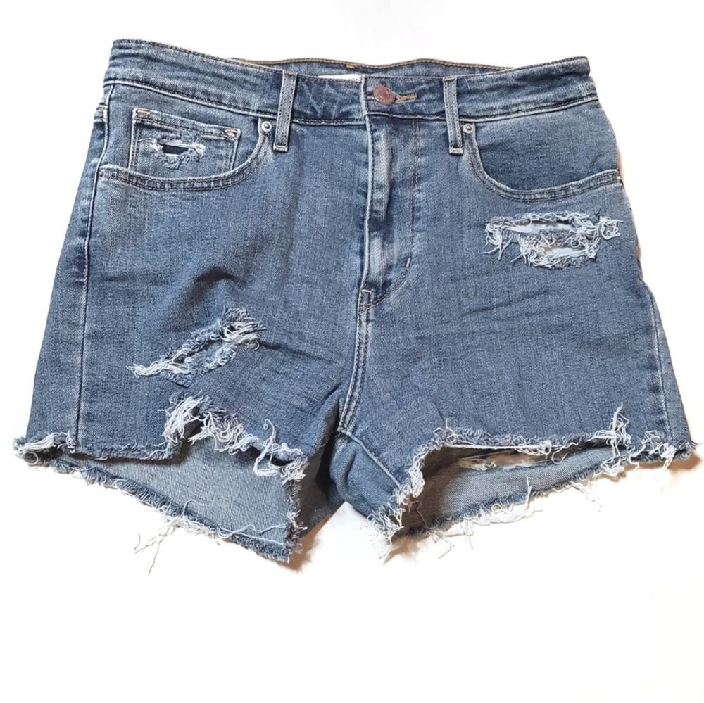 Levi's | Cutoff Upcycled Distressed Cutoff Shorts